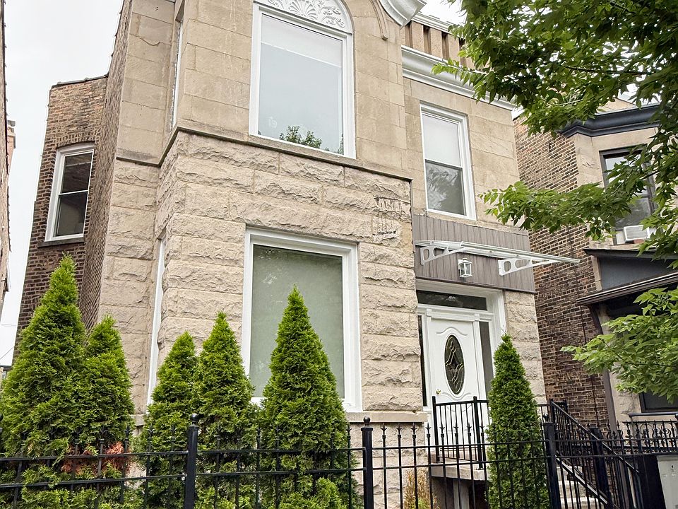 1st image of 4752 N Ashland Ave #2