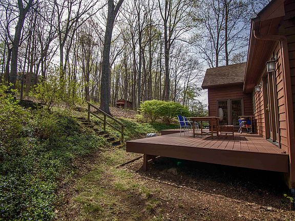 4th image of 109 Primrose Dr