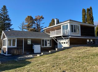 52 Old Harbor Rd, Vinalhaven, ME 04863