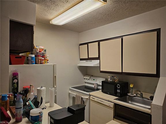 4th image of 113 Davenport Ct Unit 2