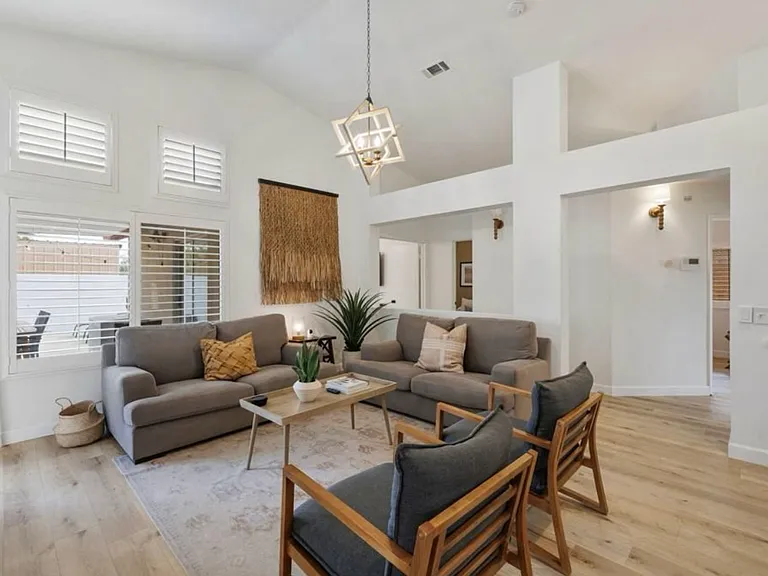 49132 Violet St — Photo 25