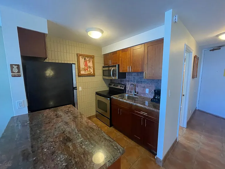 475 Front St — Photo 4