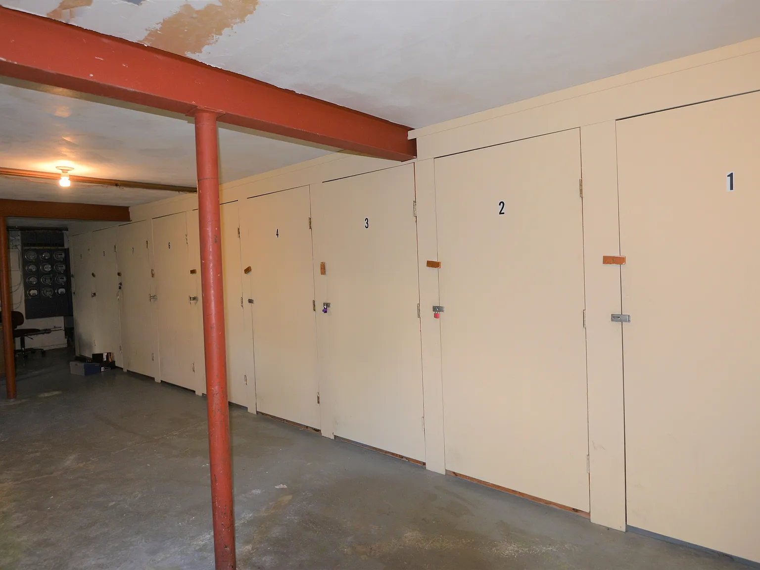 2 bed, 1.5 bath, 1000 sqft, $1,690 — Photo 3