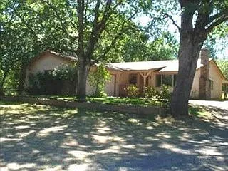 327 Walker Rd photo 1