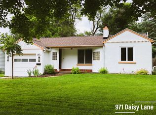 971 Daisy Ln, East Lansing, MI 48823