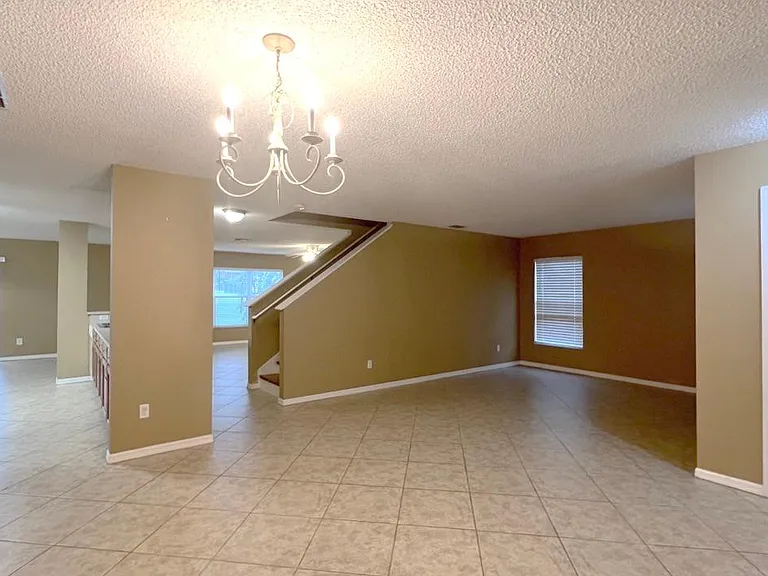 831 Horseshoe Falls Dr — Photo 3