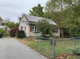 210 Keddy St, Springfield, MA 01109