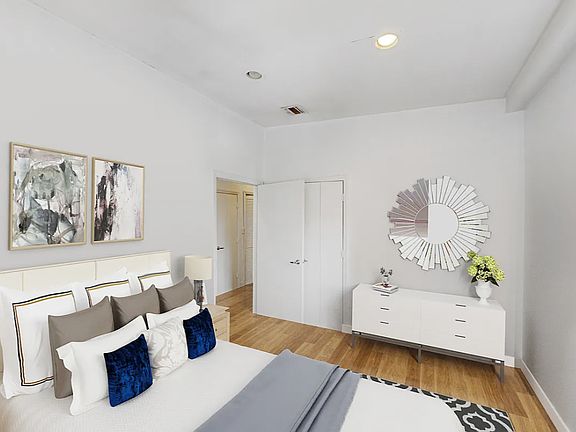2nd image of 471 Keap St #3R