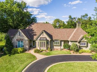 611 W Willow Ln, Ottawa, KS 66067