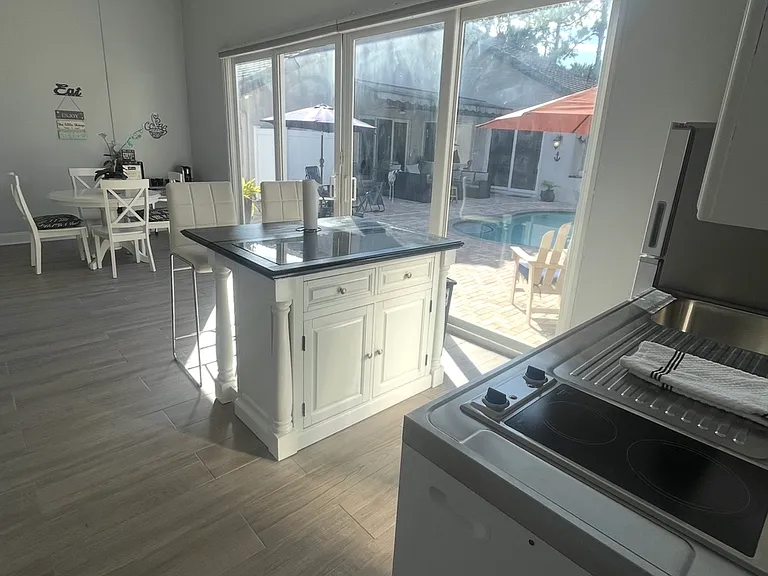 3181 Frontier Ave — Photo 5