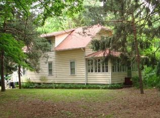 15951 Lakeshore Rd, Union Pier, MI 49129