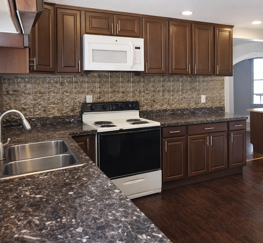 7 bed, $3,500 — Photo 2