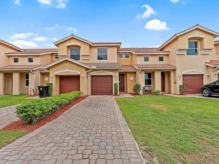 The Enclave at St. Lucie West — Photo 27