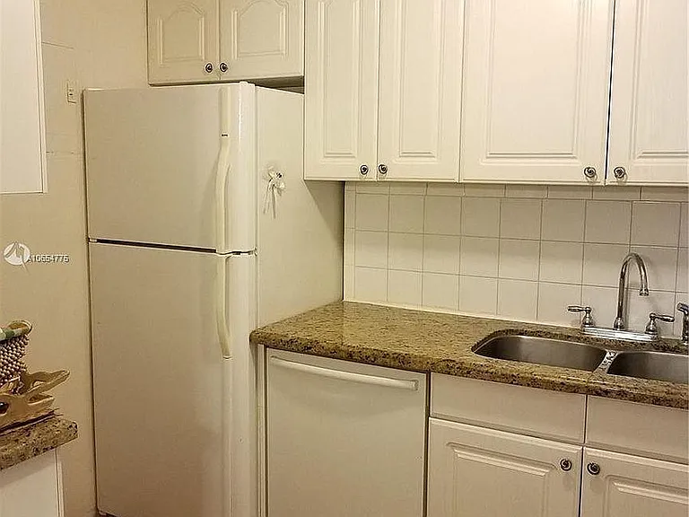 918 Ortega Ave — Photo 16
