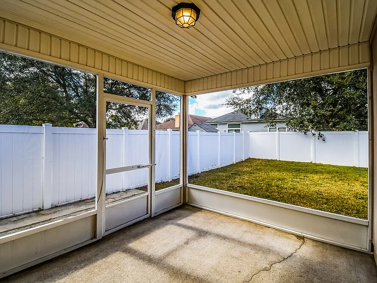 8030 Welbeck Ln — Photo 9