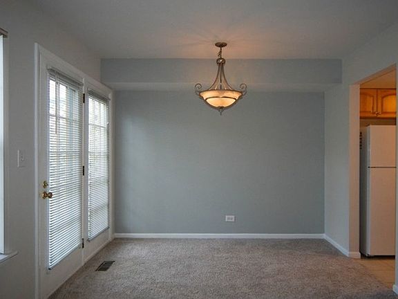 4th image of 1826 Quaker Hollow Ln