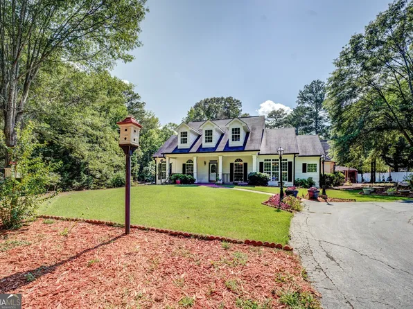 353 Crowell Rd N, Covington, GA 30014