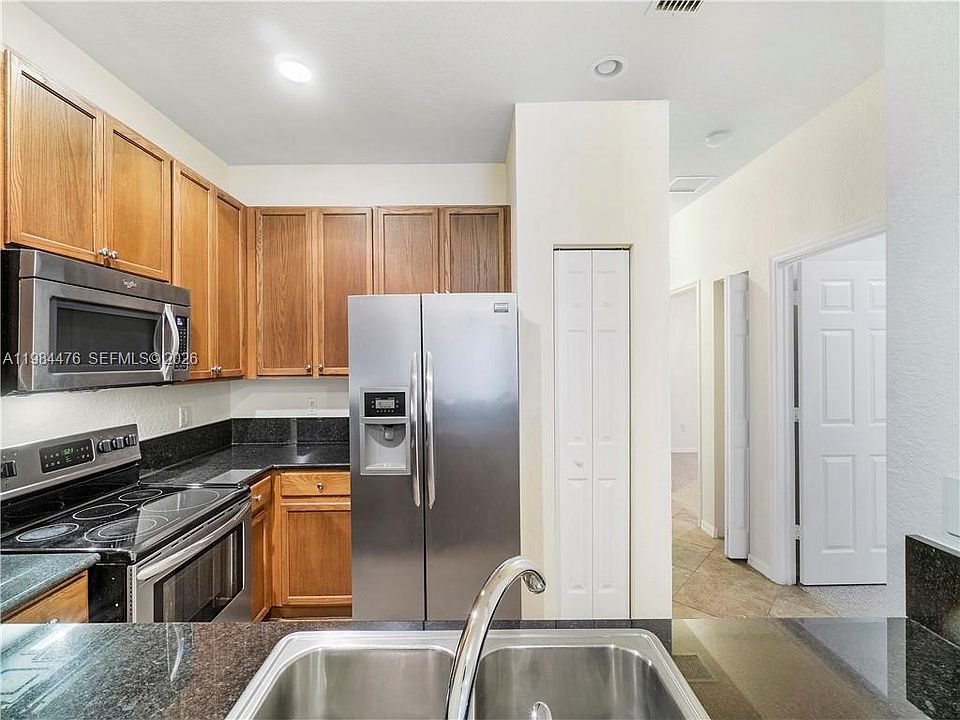 1st image of 5866 Hampton Hills Blvd #5866