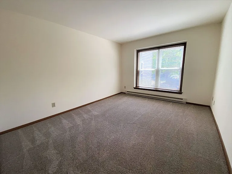 High Point Commons Apartments — Photo 140