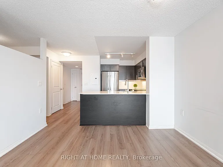125 Western Battery Rd #1112 — Photo 14