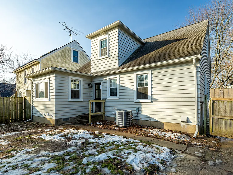 1012 Miner St — Photo 27