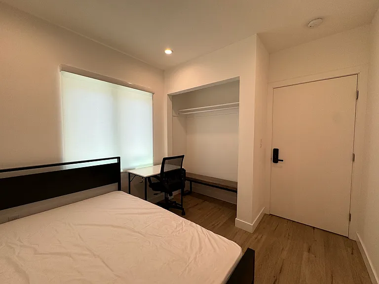 1725 Berkeley Way — Photo 12