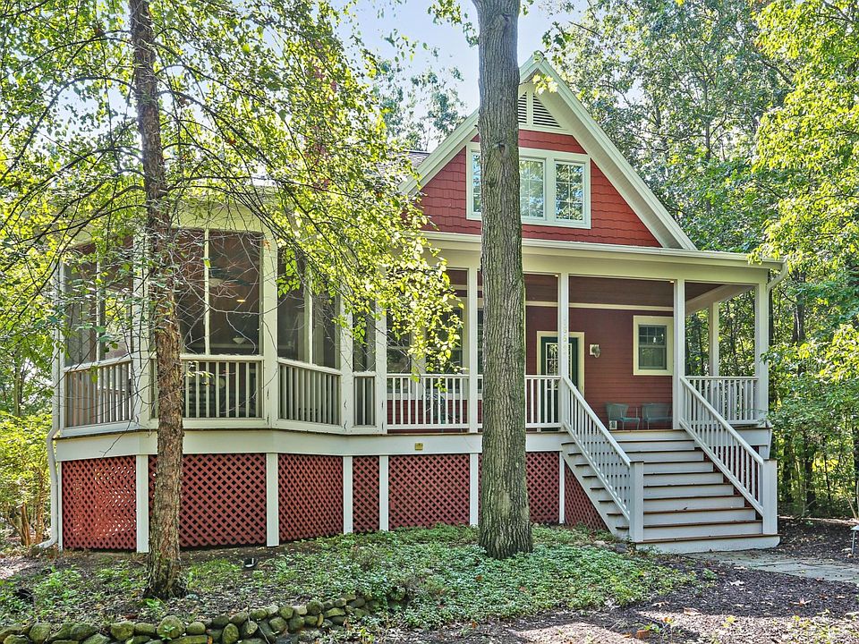 1st image of 18647 Forest Beach Dr