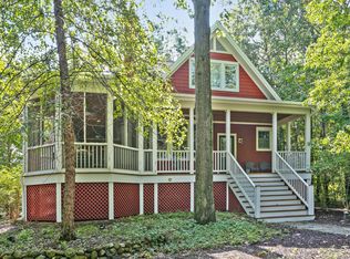 18647 Forest Beach Dr, New Buffalo, MI 49117