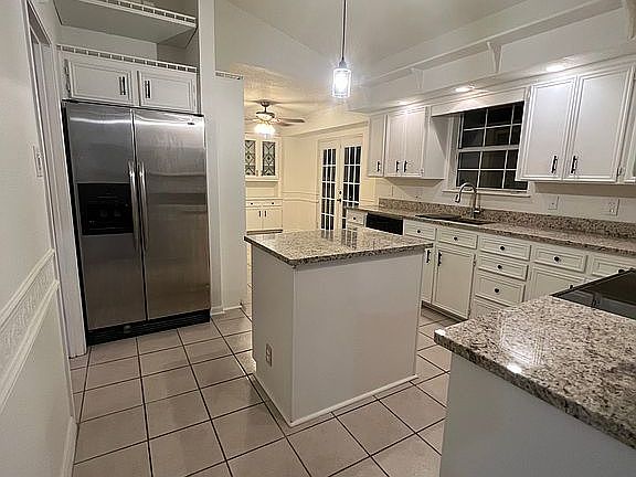 4th image of 1124 Cedar Oaks Ln