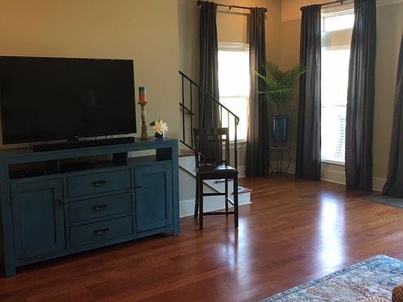 5th image of 21 Oak Alley Ln