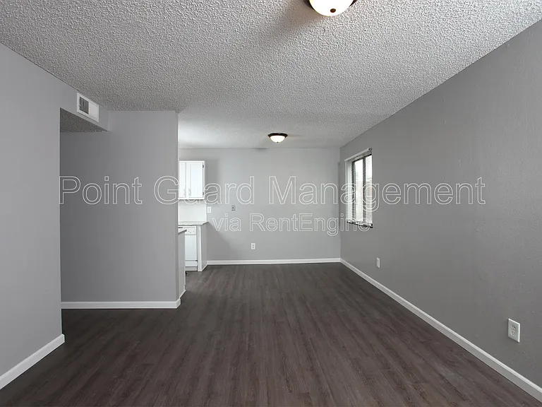 1717 N Vassar Ave — Photo 3