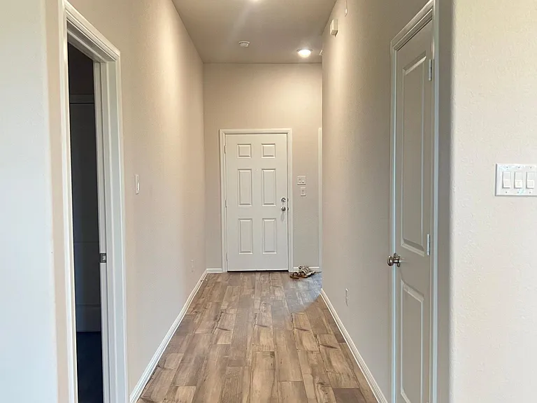 5432 Agalinis Ave — Photo 3