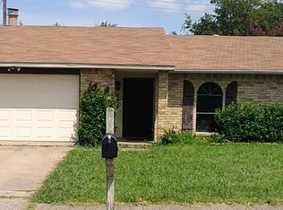 6424 Sunrise Dr, North Richland Hills, TX 76182