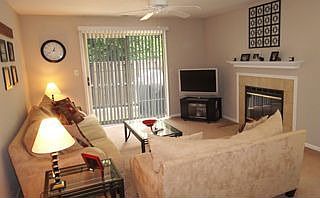 Living Room with fireplace