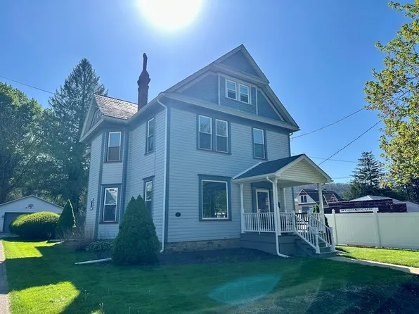 806 Liberty St, Franklin, PA 16323