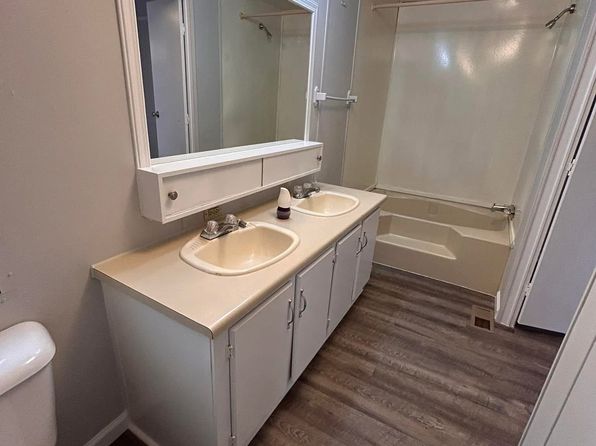 (undisclosed Address)