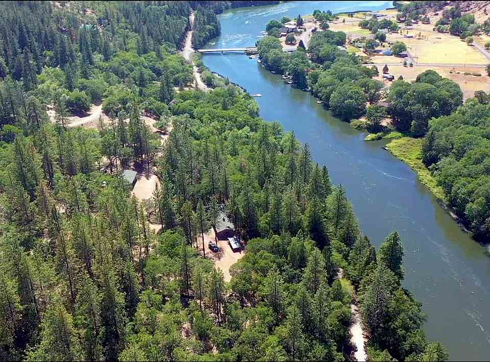 1st image of 16220 Klamath View Dr
