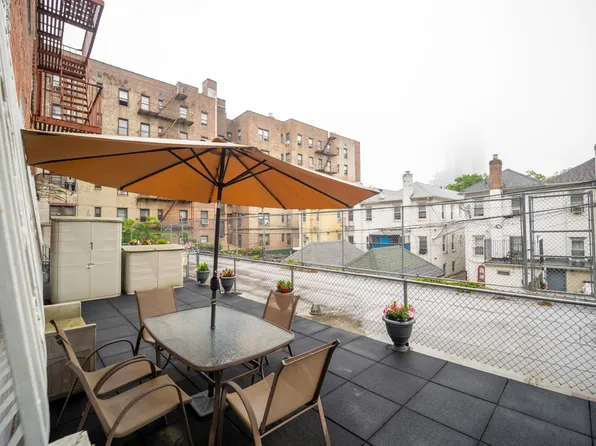 1625 Emmons Avenue image 14 of 21