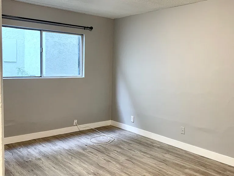 7318 Newlin Ave #5/6 — Photo 11