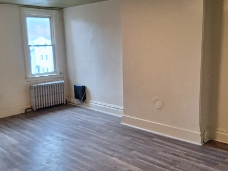 509 S Main St #2 — Photo 7