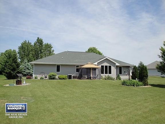 Mature Landscaping on 1 acre