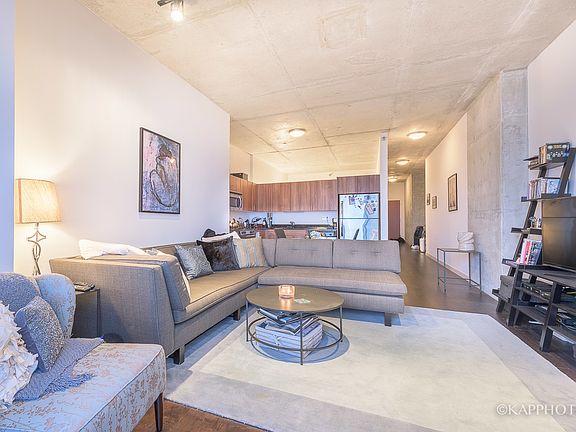 2nd image of 235 W Van Buren St Unit 4310