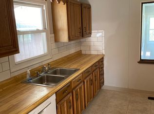 95 Circle Dr, Medina, OH