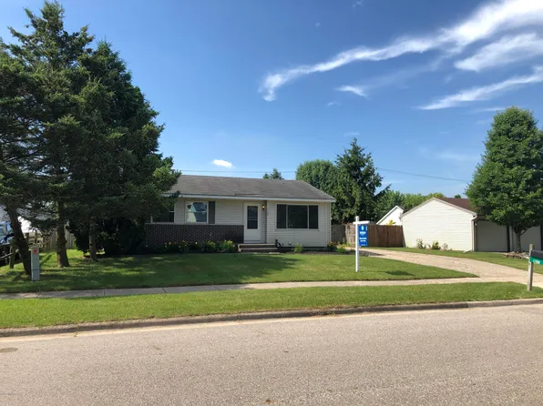 1700 Sibley St SE, Lowell, MI 49331