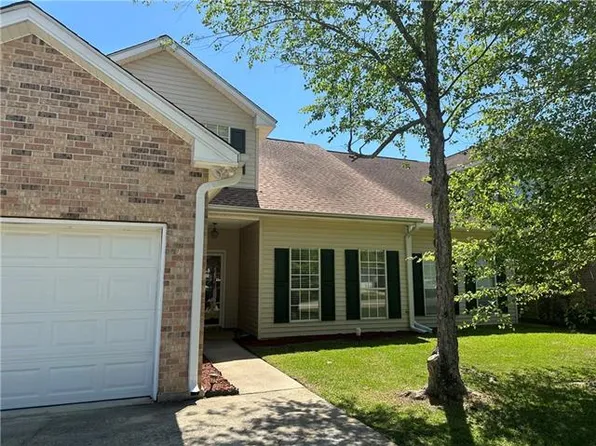 45 Cottage Ct, Mandeville, LA 70448