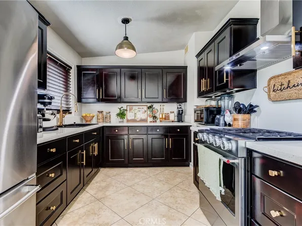 6688 Phoenix Ave, Riverside, CA 92504