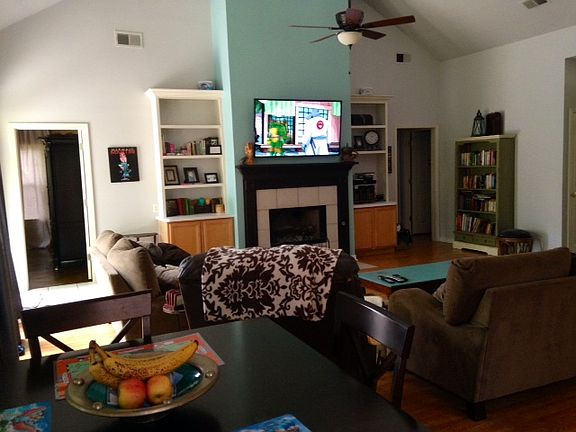 4th image of 612 Woodridge Blvd