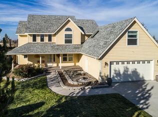 1643 NW 22nd St, Redmond, OR 97756