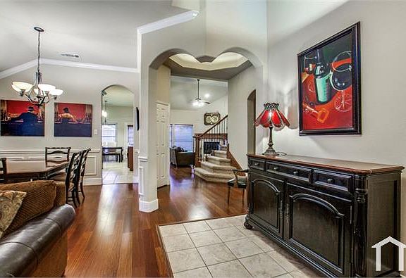 2nd image of 7314 Parkwood Dr