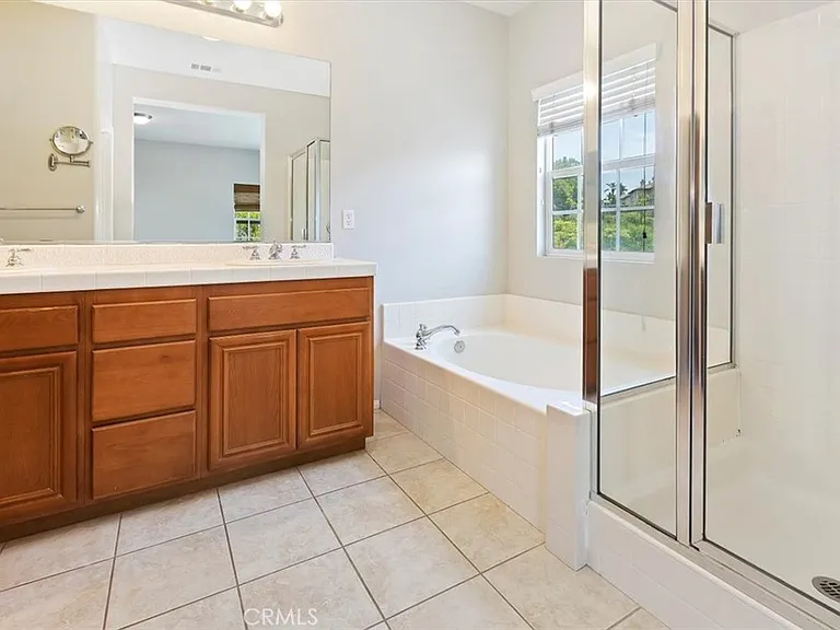 15 Wildflower Pl — Photo 19